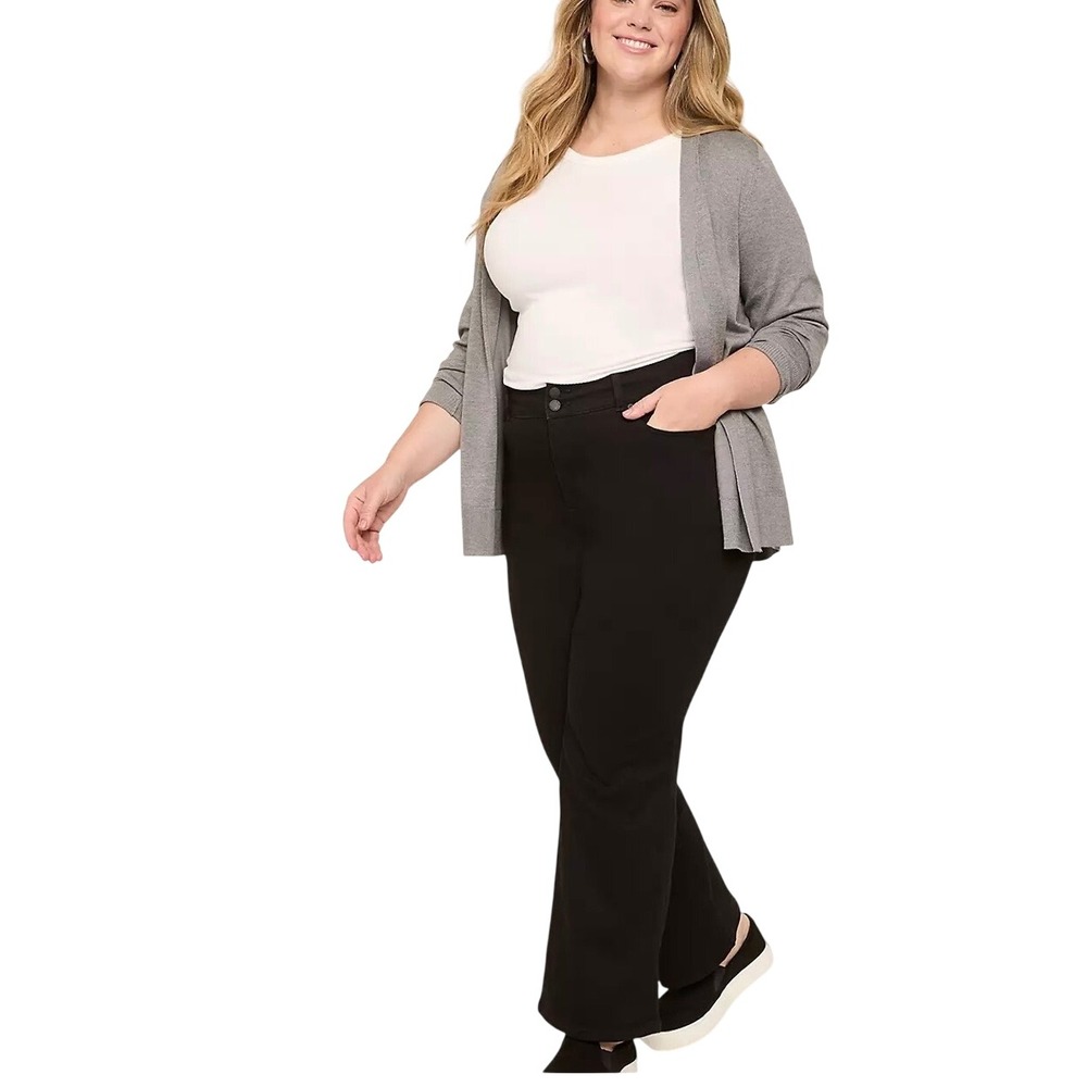 Lane Bryant Essential Stretch Bootcut Pants Womens 26 Black‎ High Rise NWT